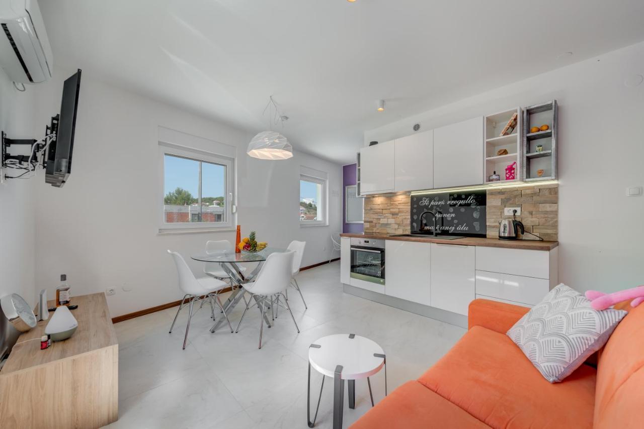 טרוגיר Apartment Marina מראה חיצוני תמונה